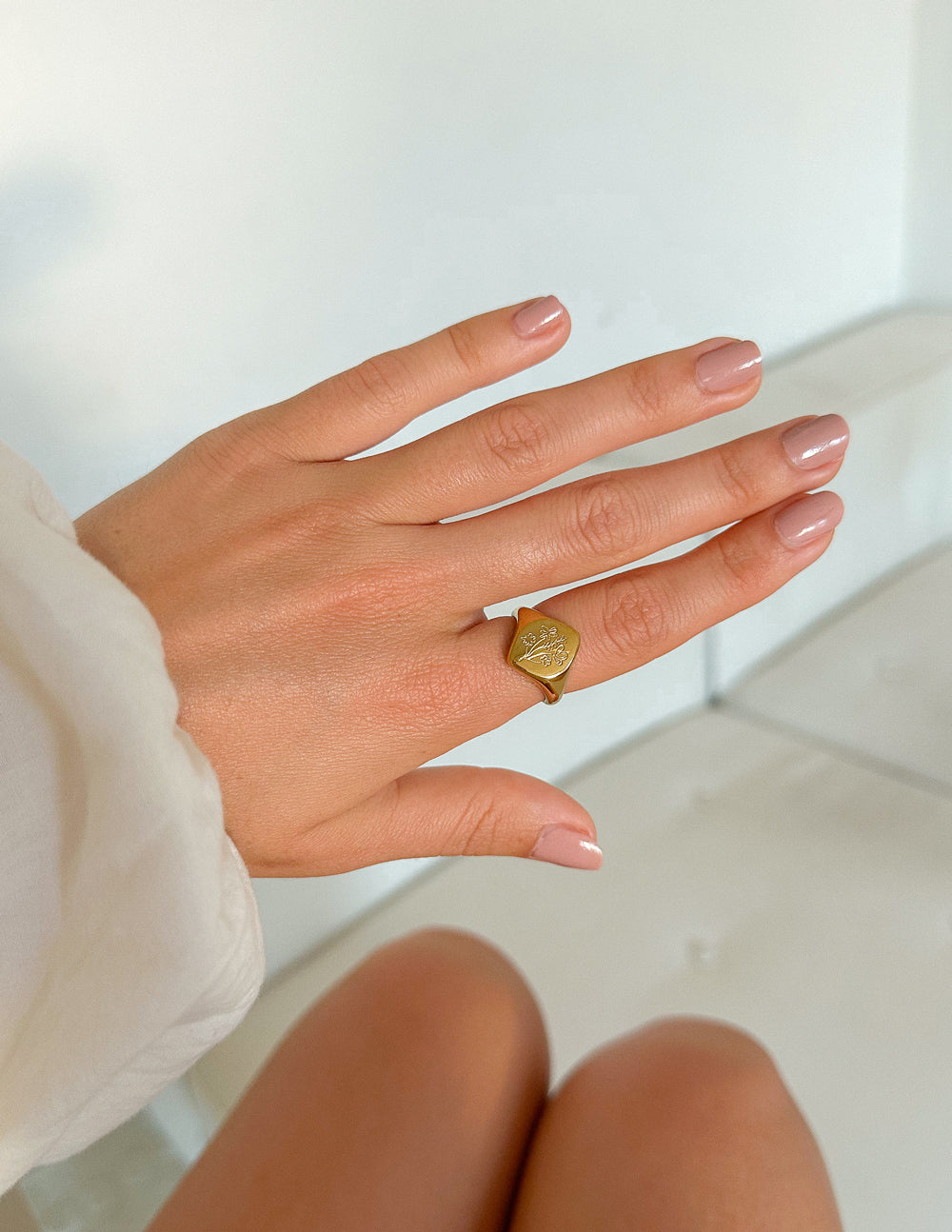 Floral Signet Ring with Natural Cotton Pouch Elevated Faith
