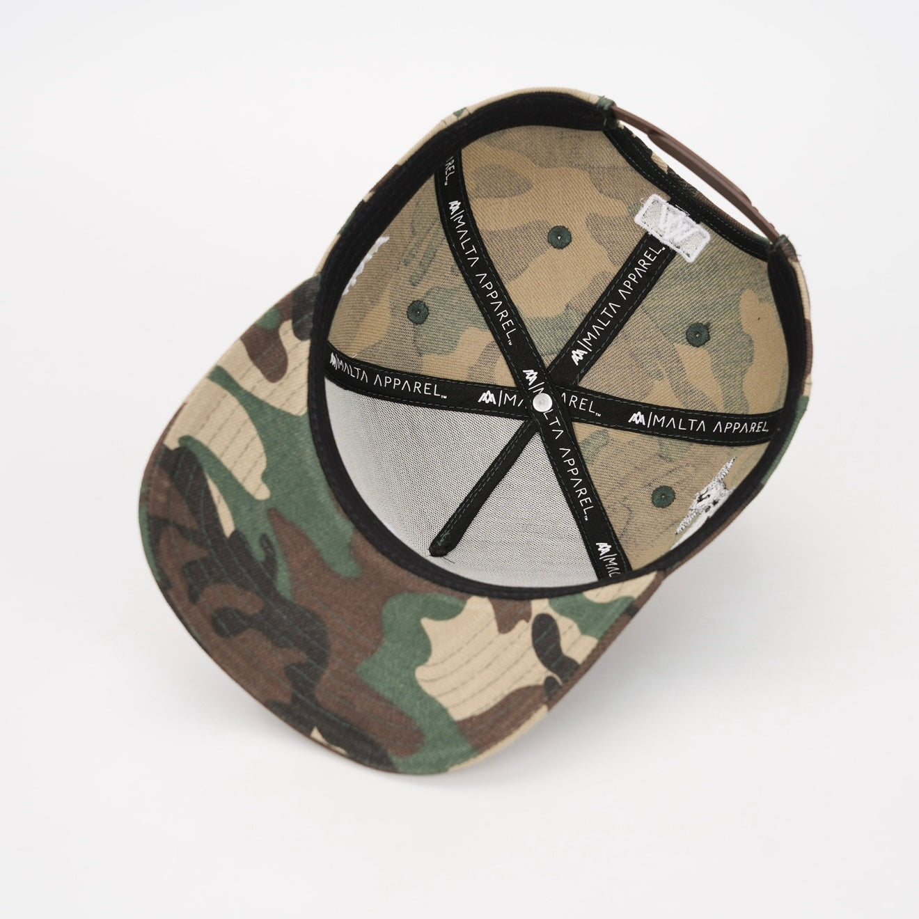 ‘7’ Premium Nylon Blend SnapBack - Camo/White