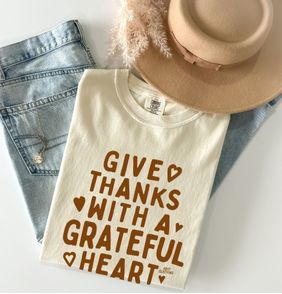 Grateful Heart Ivory Comfort Color Tee Rohi Clothing