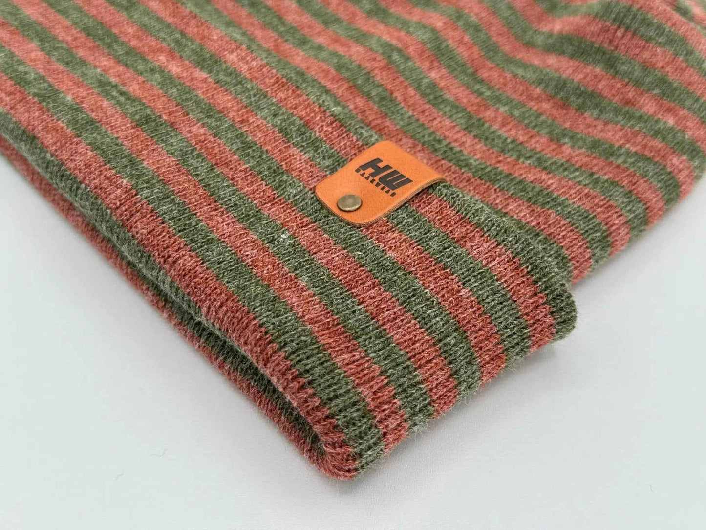 H Stitch RORO Cuffed Beanie Patented Design Burgundy Green HAAKWEAR