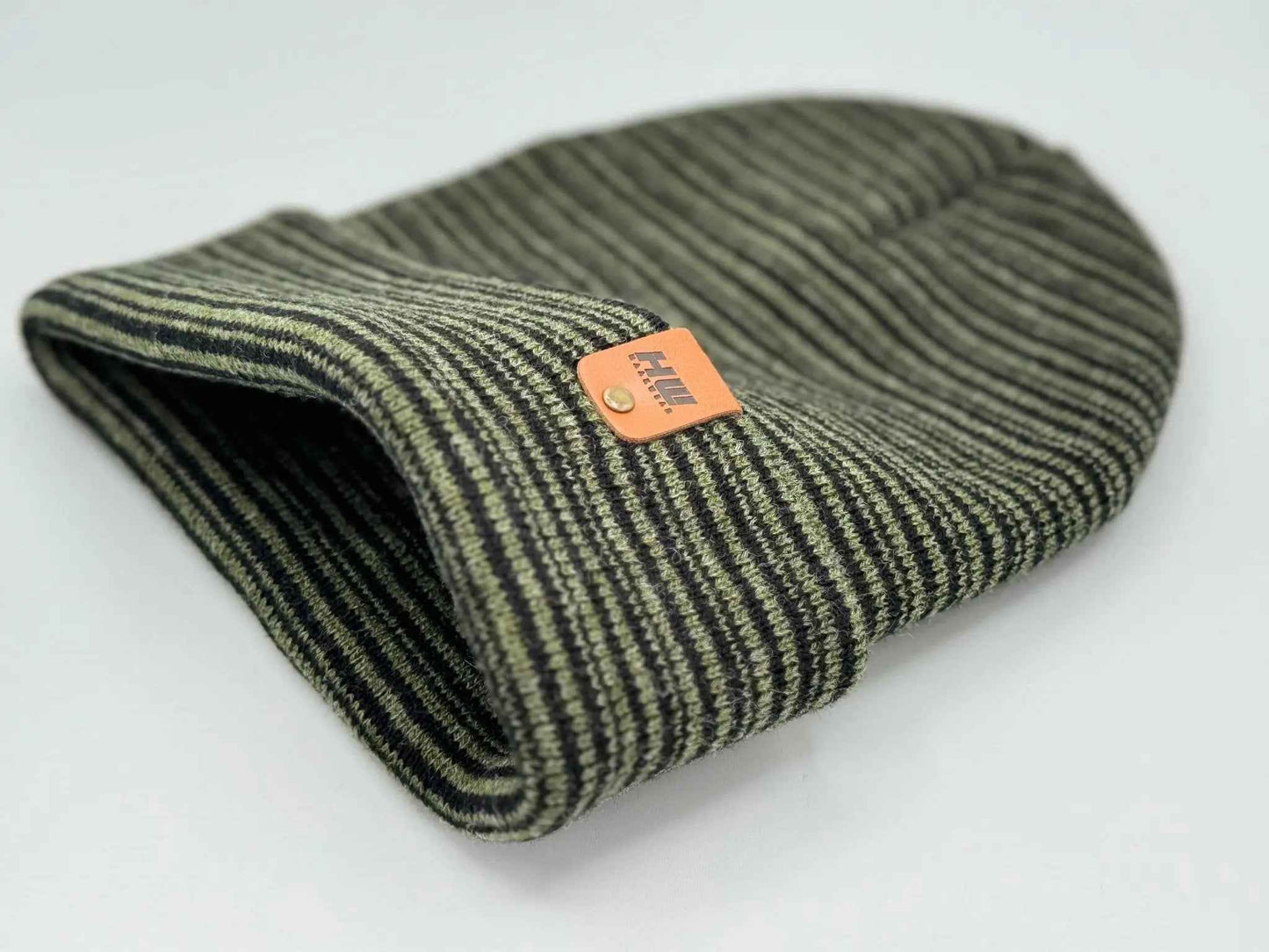 Traditional Contrast Cuffed Beanie Black Green Beanie HAAKWEAR