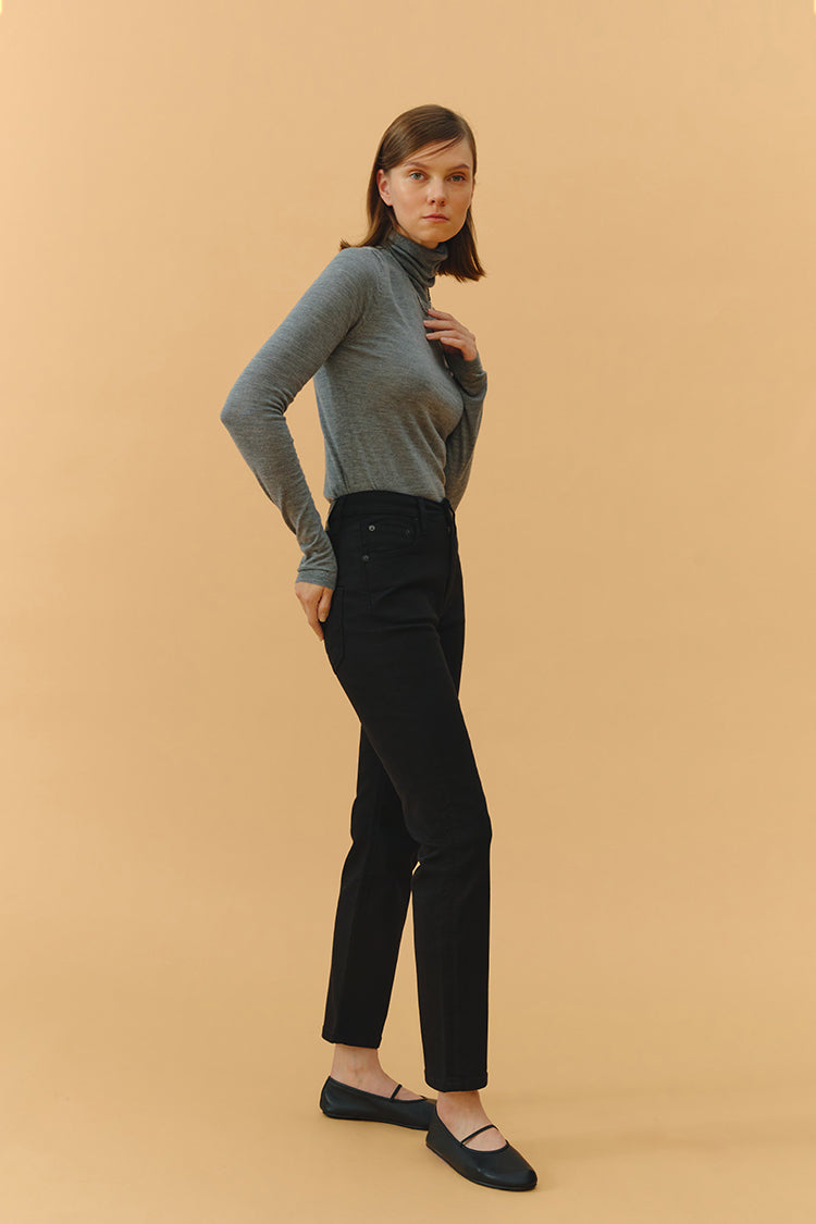 High Rise Straight Crop Jeans Two Shots HJ013