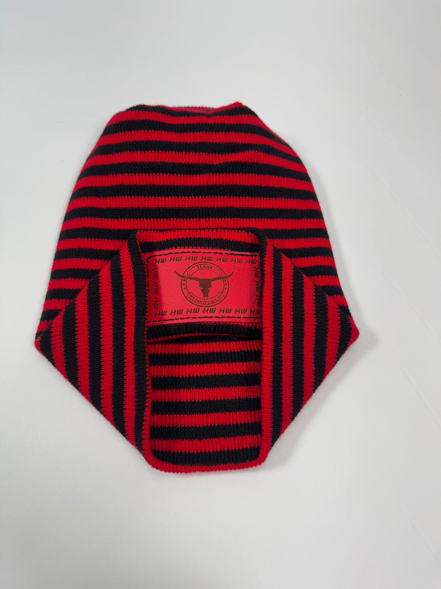 Texas H Stitch Cuffed Beanie Black Red RoRo Hat Haakwear