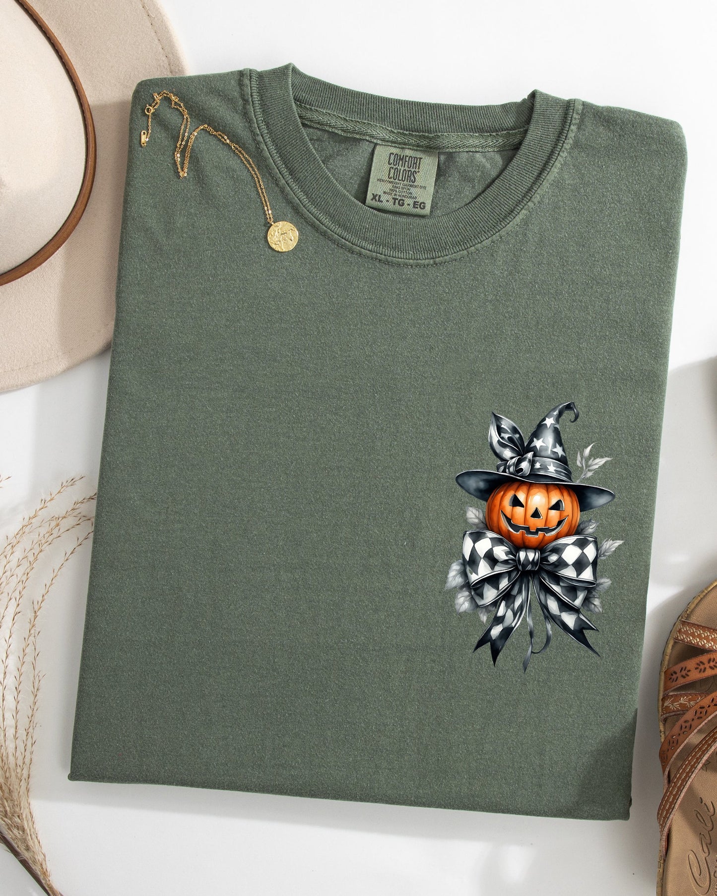 Halloween Jack-o-lantern Ribbon Pumpkin Pocket Print Comfort Colors T-Shirt