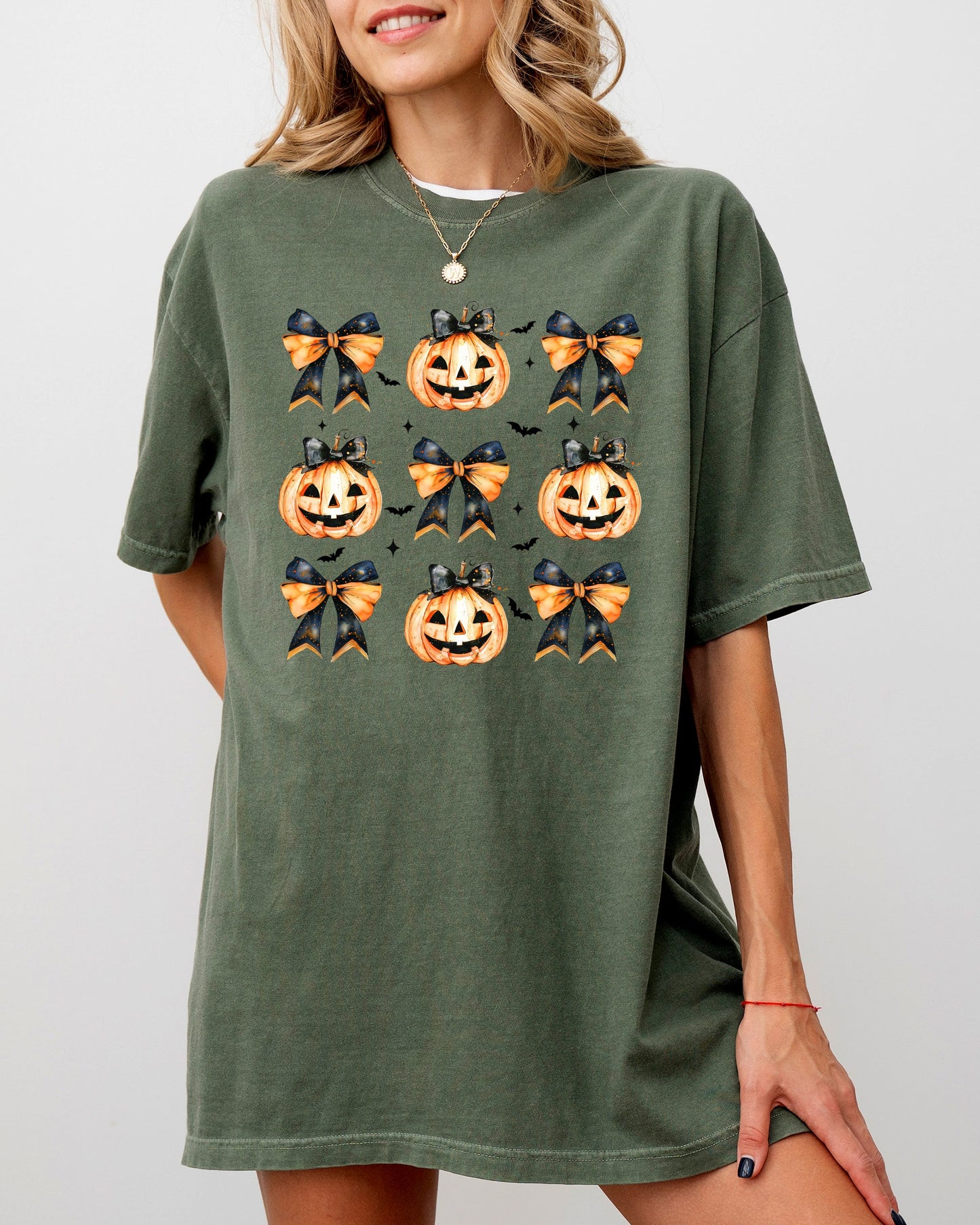 Halloween Pumpkins Bows Cute Jack-o-lantern Ribbons Comfort Colors T-Shirt