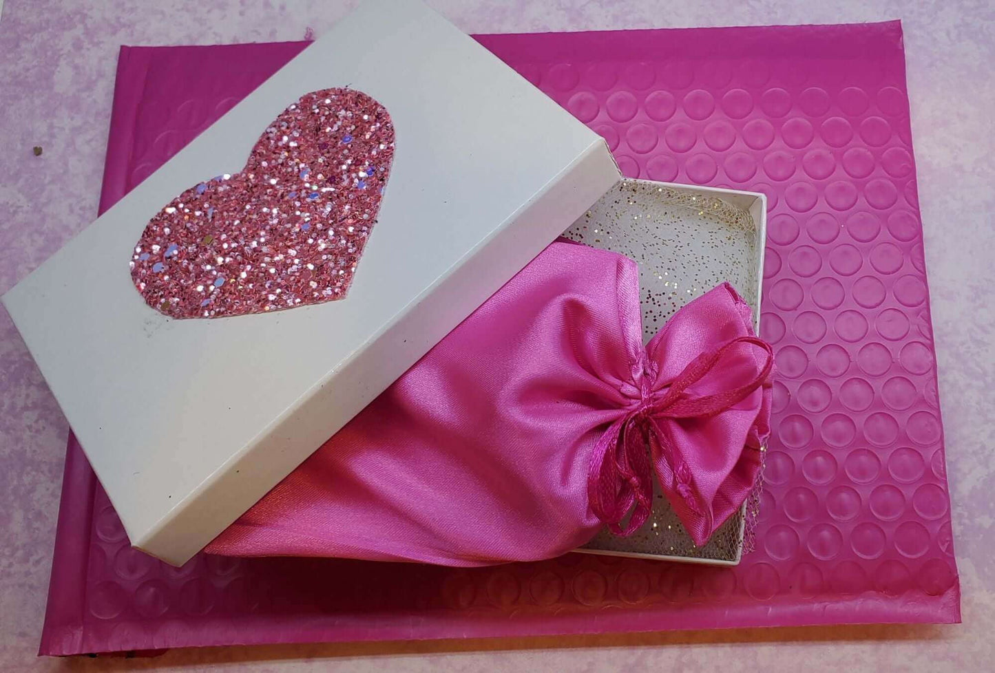Handmade Lace Ribbon Pink Sparkly Heart Box White Lacquered
