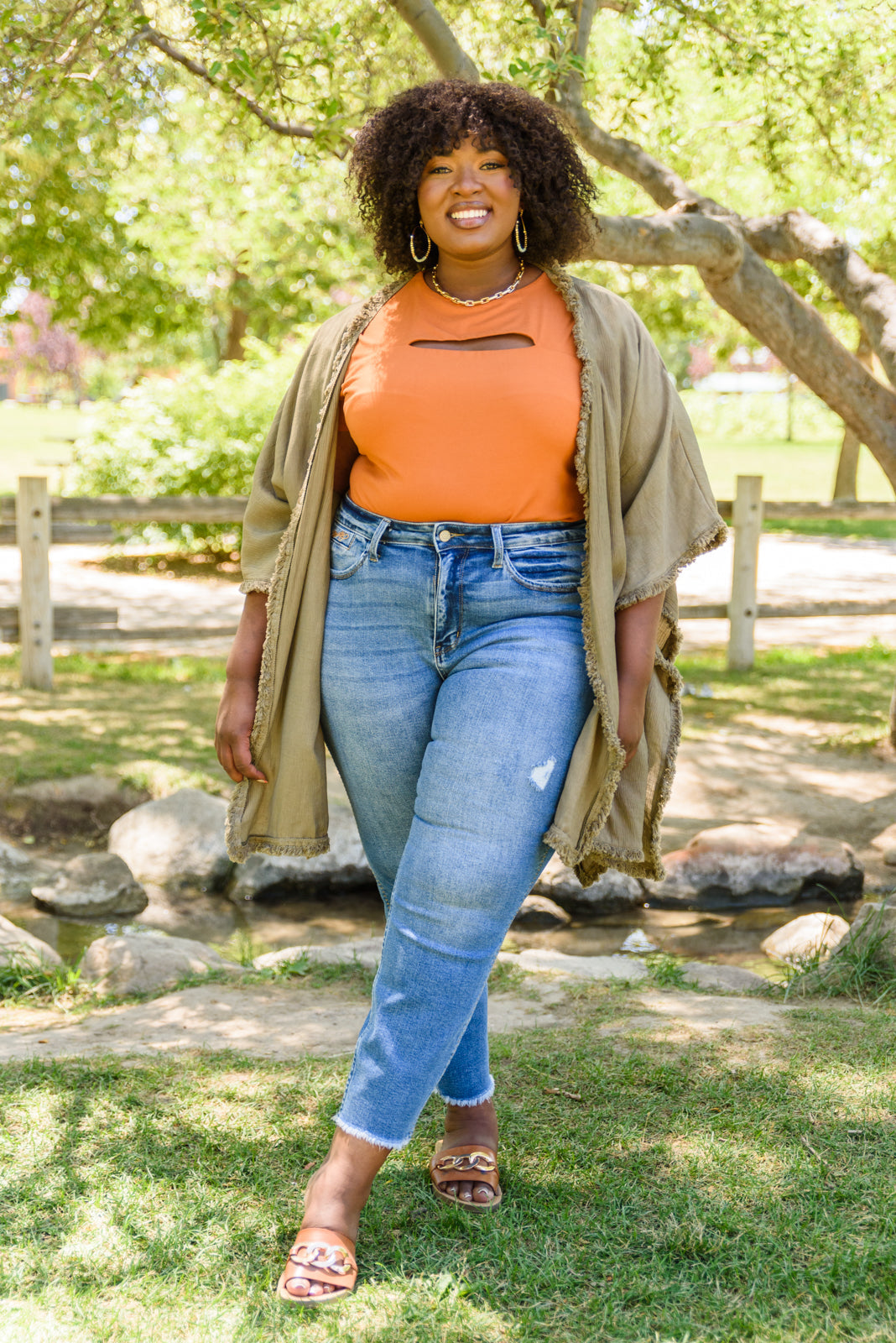 Embroidered Hi-Rise Slim Fit Boyfriend Jeans Judy Blue
