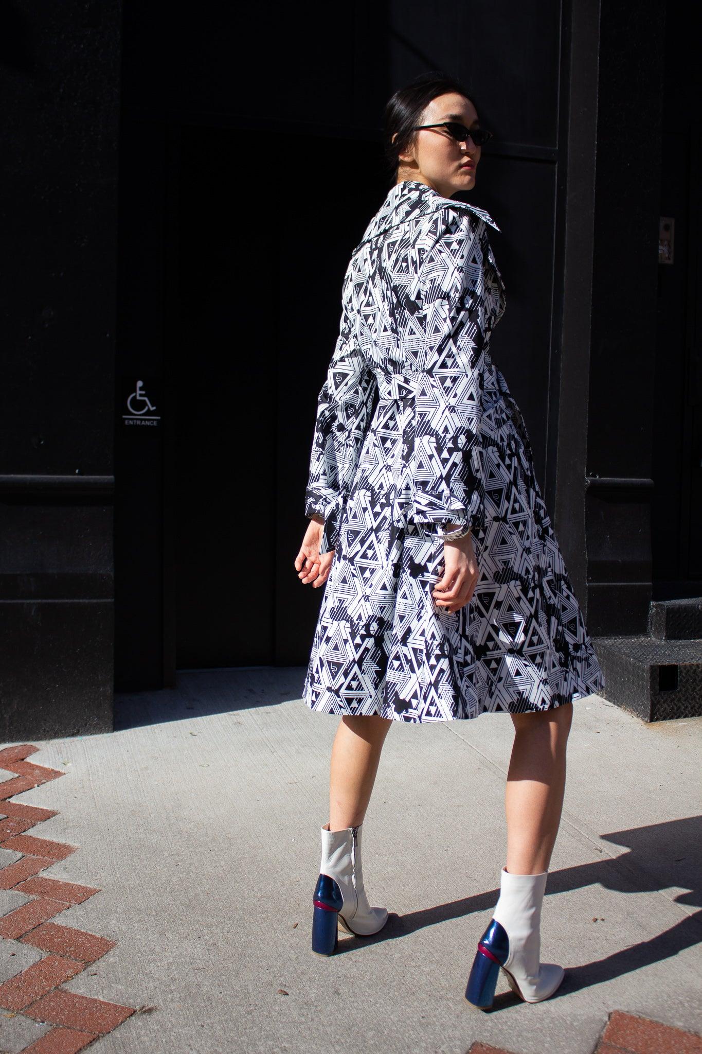 Amour Geometric Long Trench Coat Modern Women's Outerwear