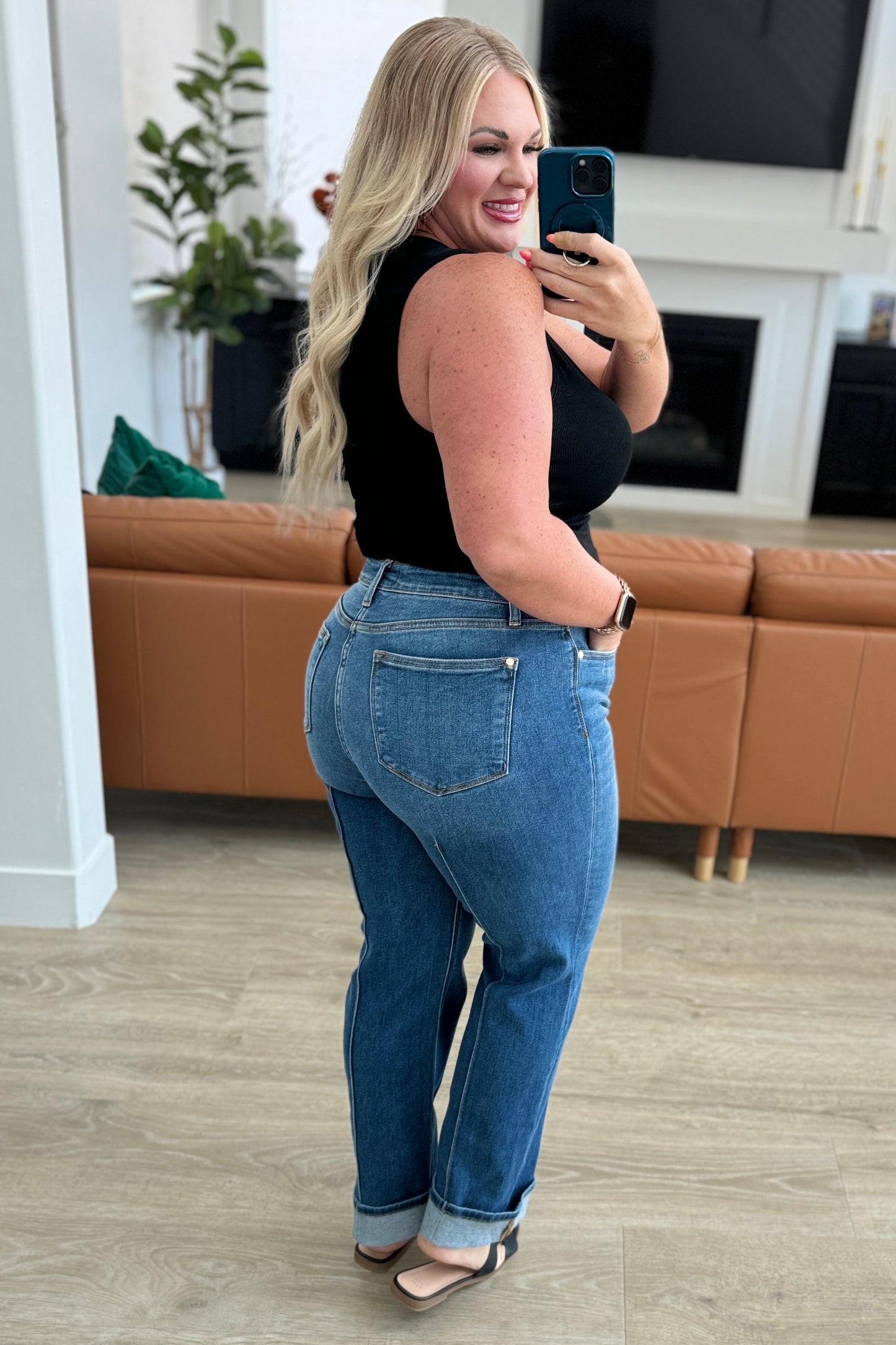 High Rise Center Seam Detail Straight Jeans Judy Blue