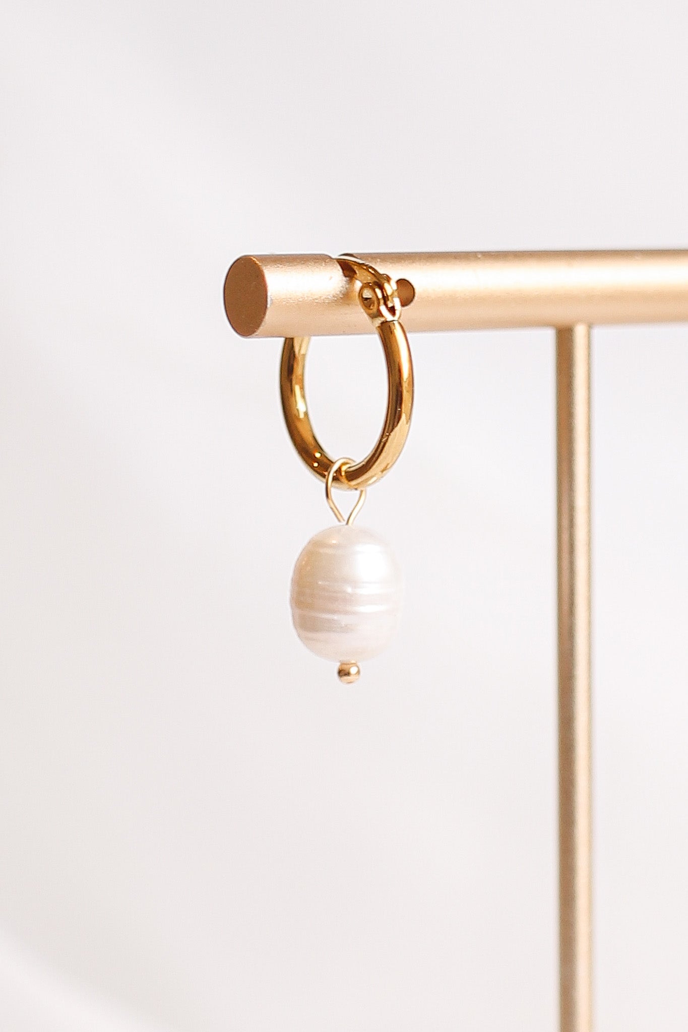 Freshwater Pearl Lightweight Hoop Earring 15mm Cape Cod Hoop