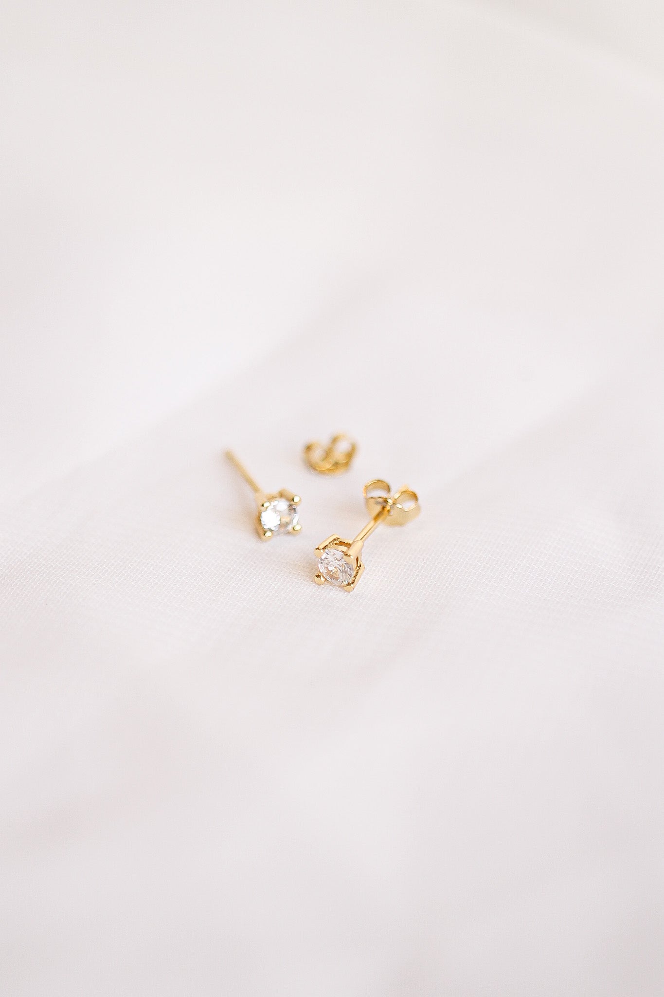 CZ Crystal 3mm Stud Earrings 925 Sterling Silver Rose & Clay