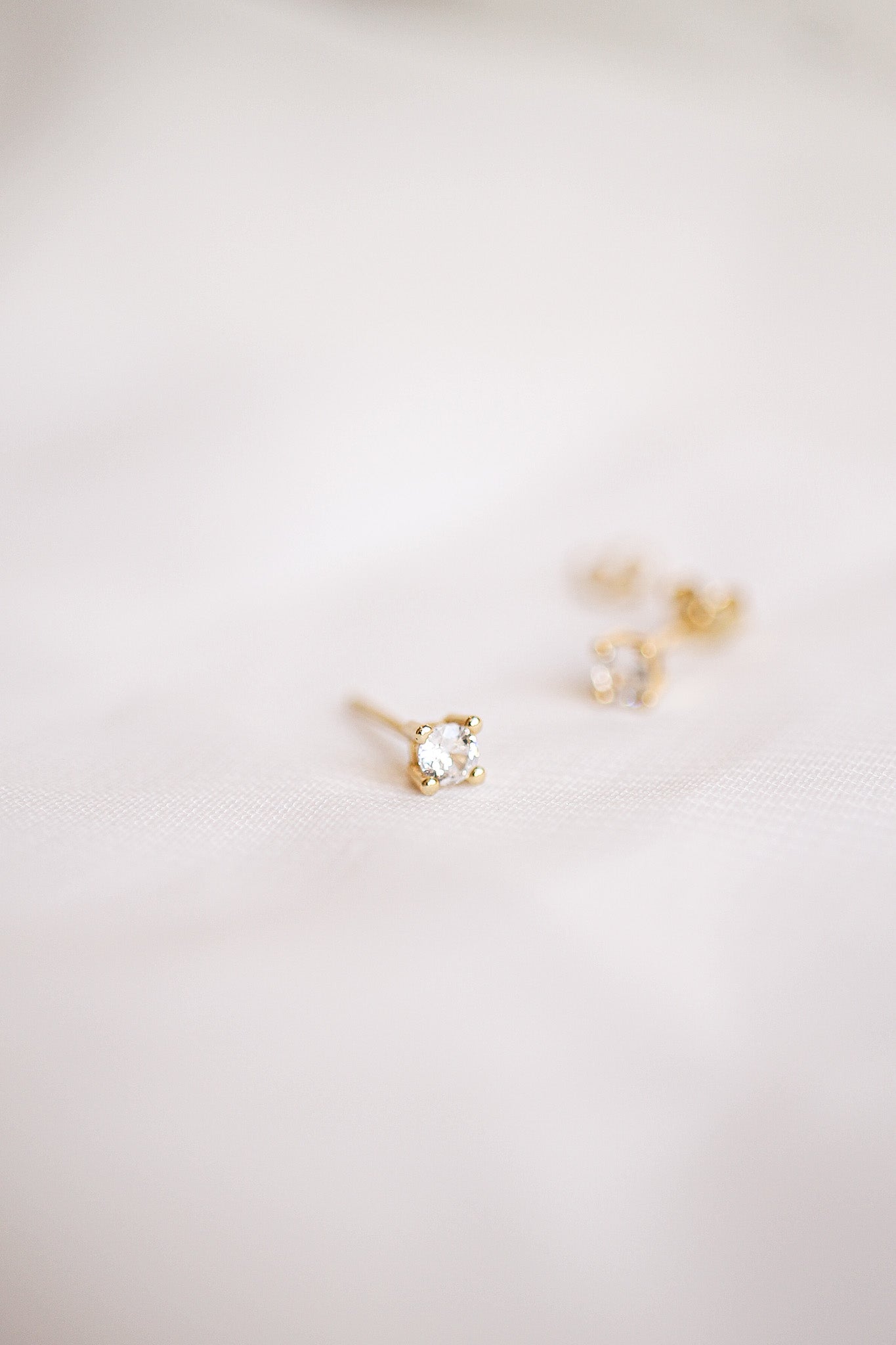 CZ Crystal 3mm Stud Earrings 925 Sterling Silver Rose & Clay