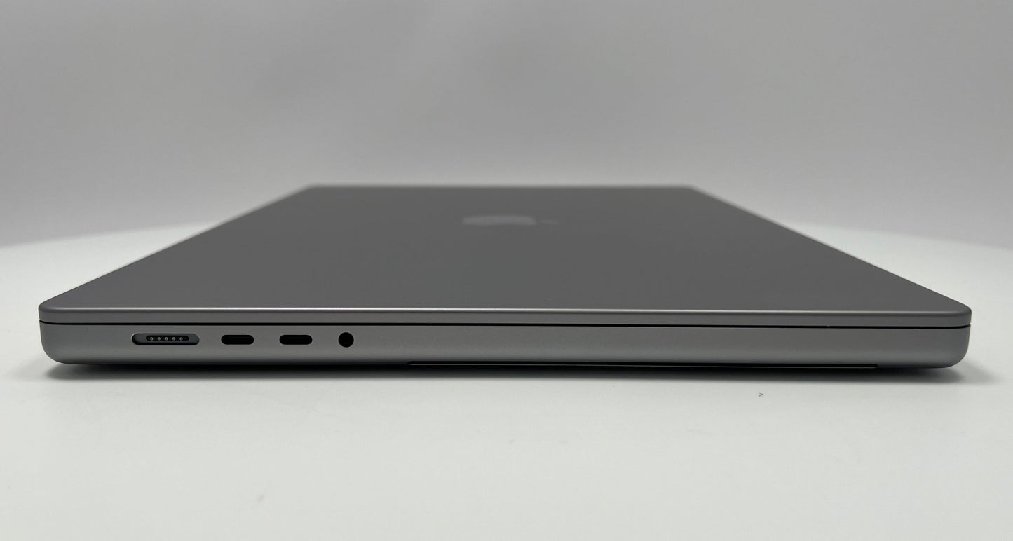 2021 Apple MacBook Pro 16-inch – M1 Max 32-Core GPU 64GB RAM 4TB SSD | Space Gray