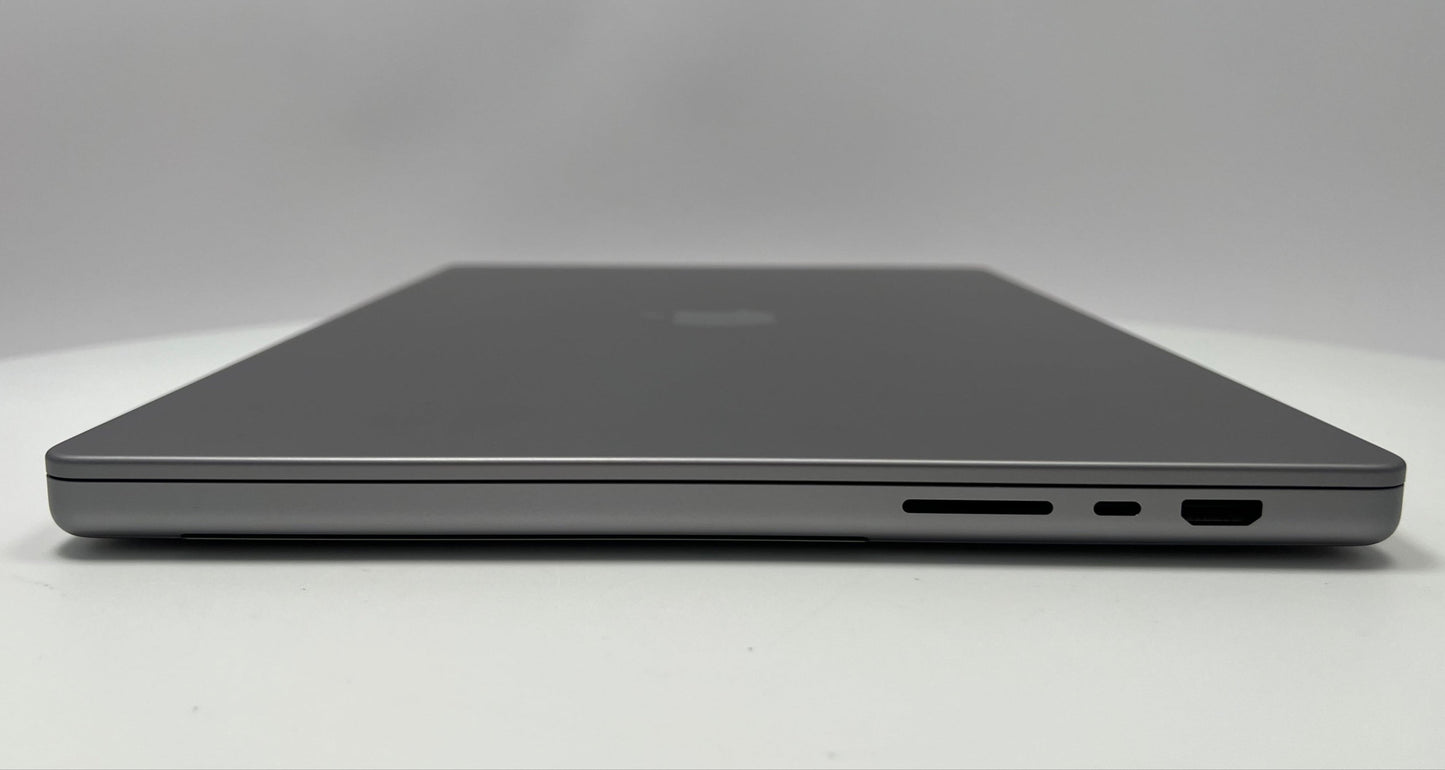 2021 Apple MacBook Pro 16-inch – M1 Max 32-Core GPU 64GB RAM 4TB SSD | Space Gray