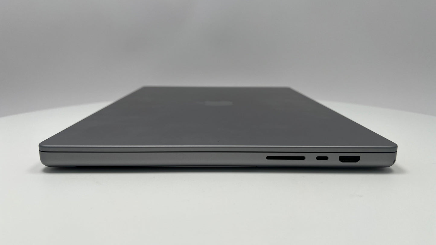 2021 Apple MacBook Pro 16-inch M1 Max 32-Core GPU –  64GB RAM 4TB SSD | Space Gray