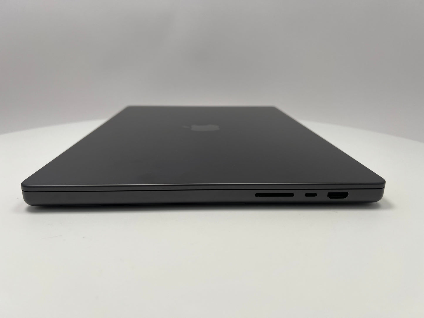 2023 Apple MacBook Pro 16-inch M3 Max 40-Core 128GB RAM 2TB SSD