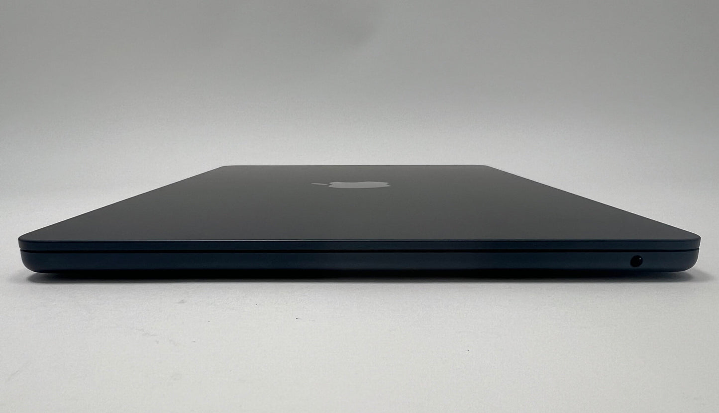 MacBook Air (2022) 13-inch – Apple M2 10-Core GPU – 16GB RAM 512GB SSD | Midnight