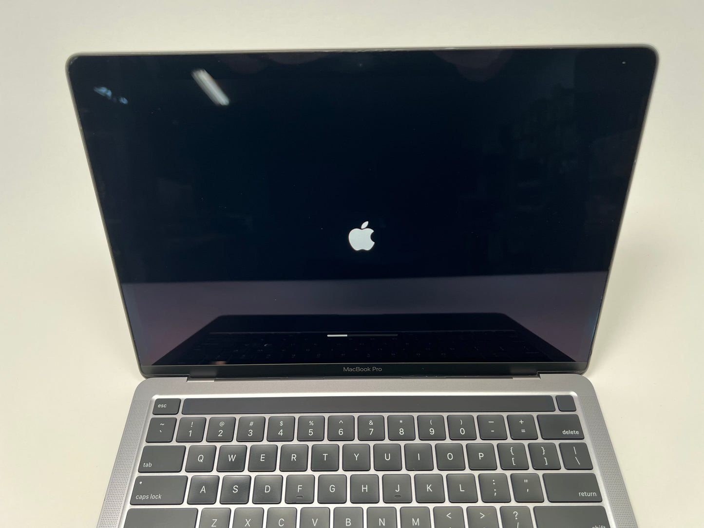 MacBook Pro (2020) 13-inch – Intel Core i5 1.4GHz – 8GB RAM 256GB SSD