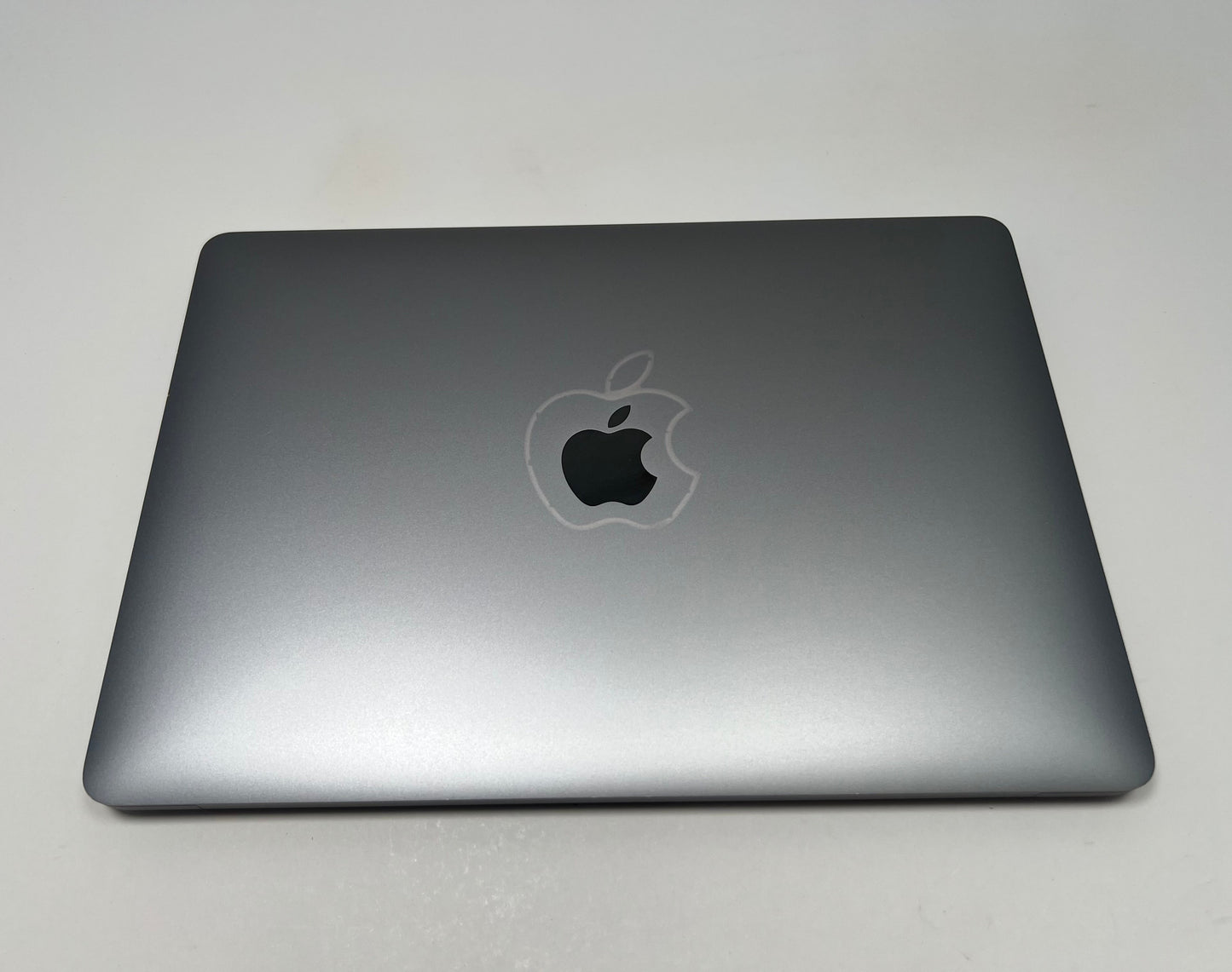 MacBook Pro (2020) 13-inch – Intel Core i7 2.3GHz – 16GB RAM 512GB SSD