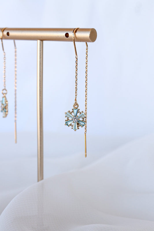 Blue Cubic Zirconia Snowflake Threader Earrings 18k Gold Plated Brass