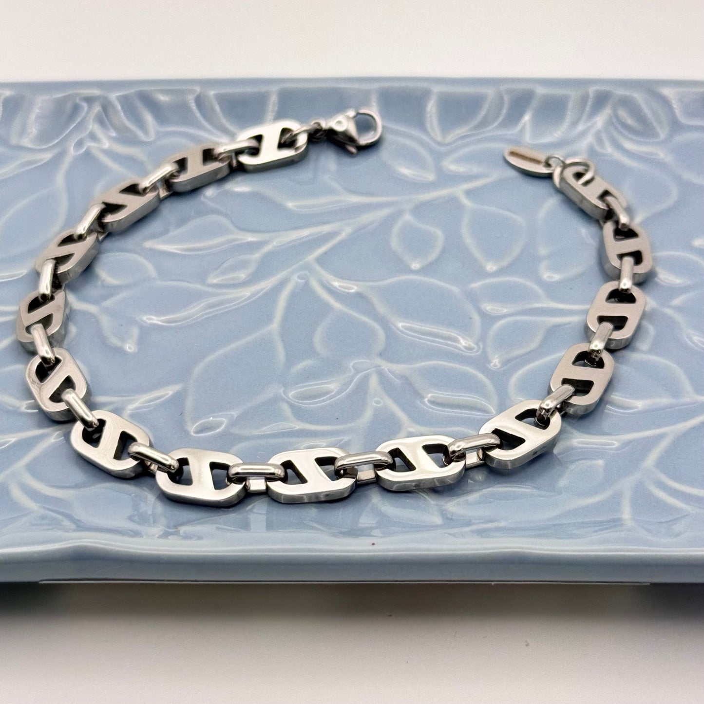 Stainless Steel Hypoallergenic Durable Chain Link Bracelet Premium