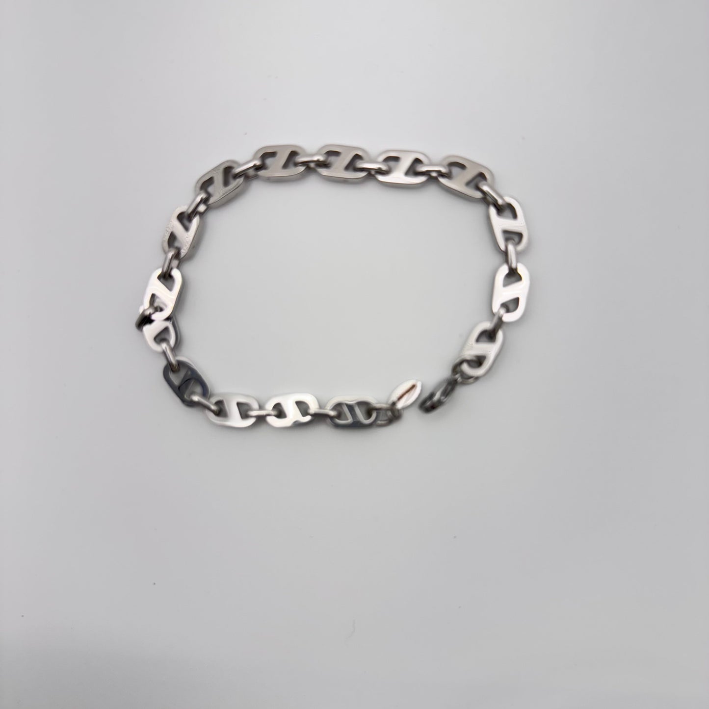 Stainless Steel Hypoallergenic Durable Chain Link Bracelet Premium