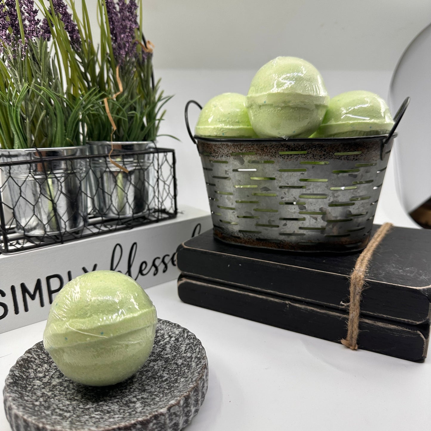 Eucalyptus Mint Scented Bath Bombs 5oz