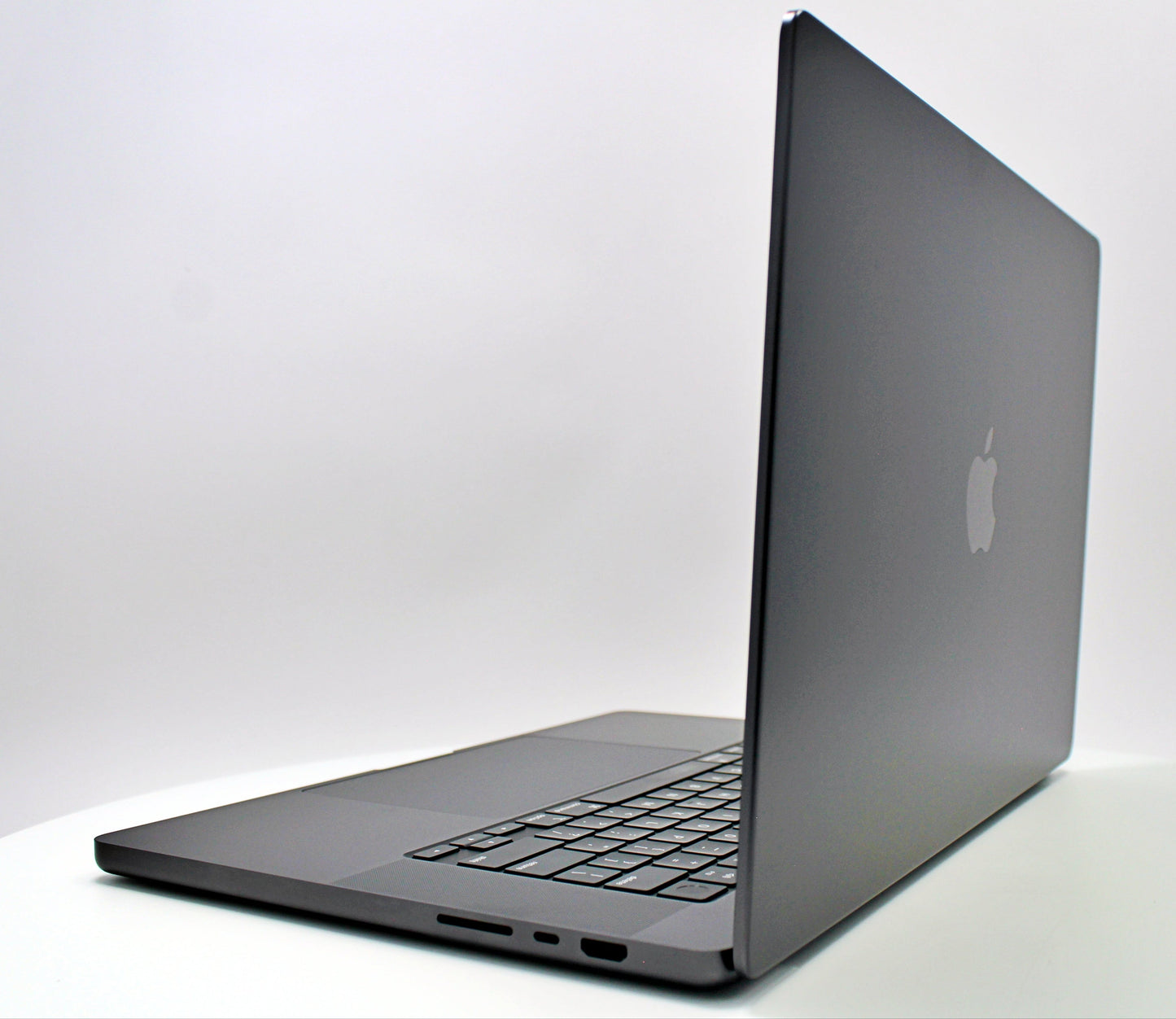 2023 Apple MacBook Pro 16-inch M3 Max – 40-Core GPU 64GB RAM 2TB SSD | AppleCare+ 11/26