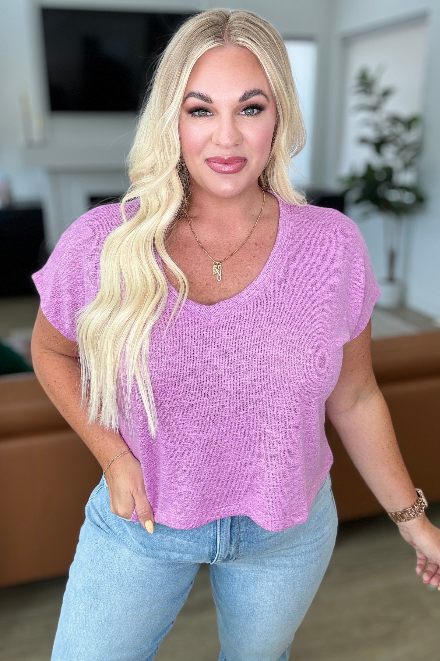 Classic Comfort V-Neck Lightweight Jersey Knit Top in Mauve