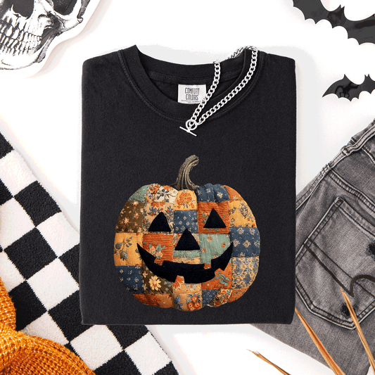 Jack o Lantern, Faux Quilt Pumpkin, Halloween, Fall, Autumn, Comfort Colors T-Shirt
