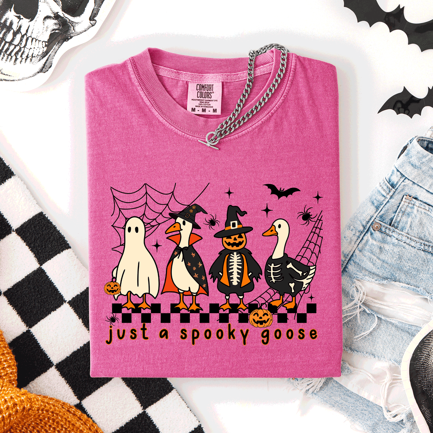 Just A Spooky Goose, Checkered, Halloween, Spooky, Comfort Colors T-Shirt