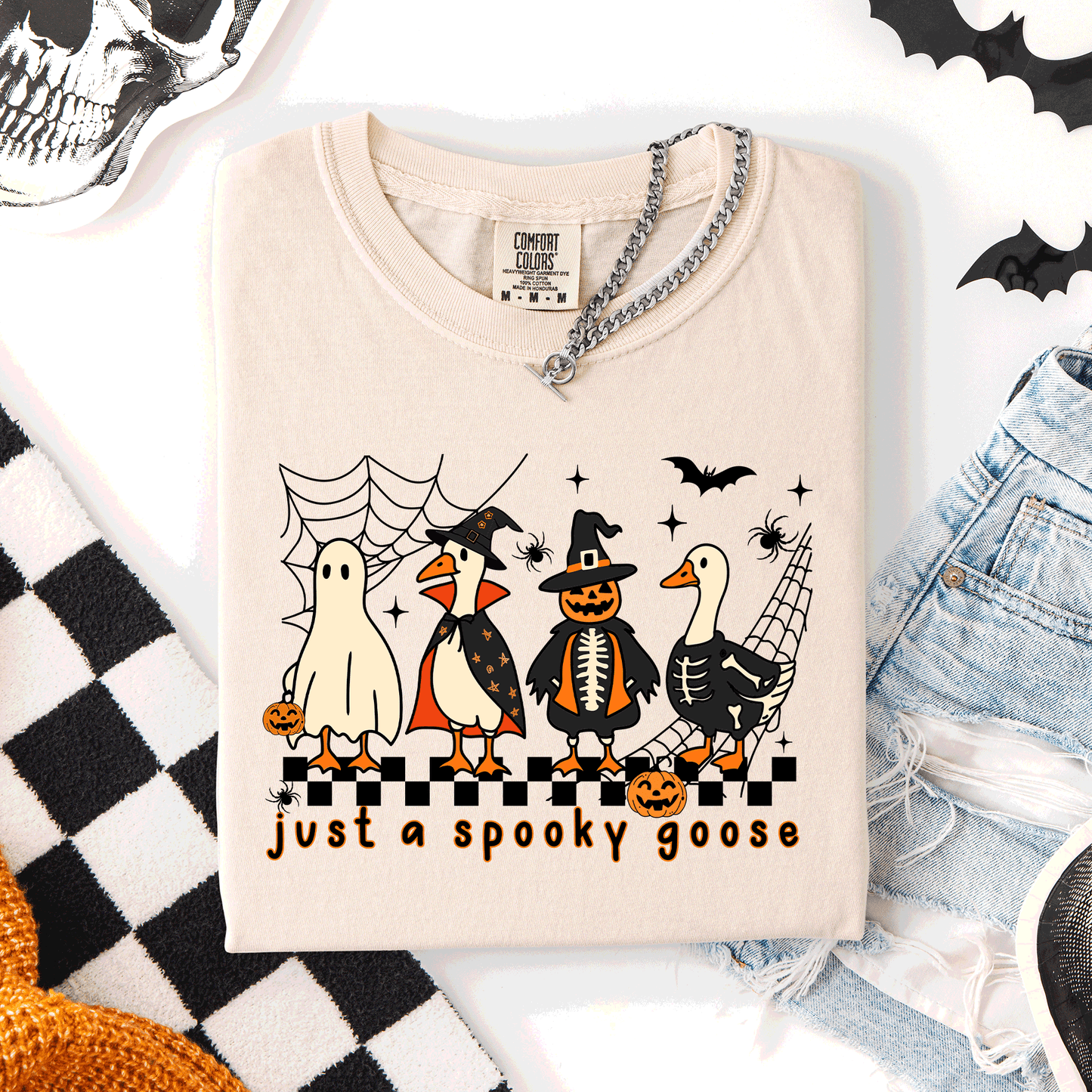 Just A Spooky Goose, Checkered, Halloween, Spooky, Comfort Colors T-Shirt