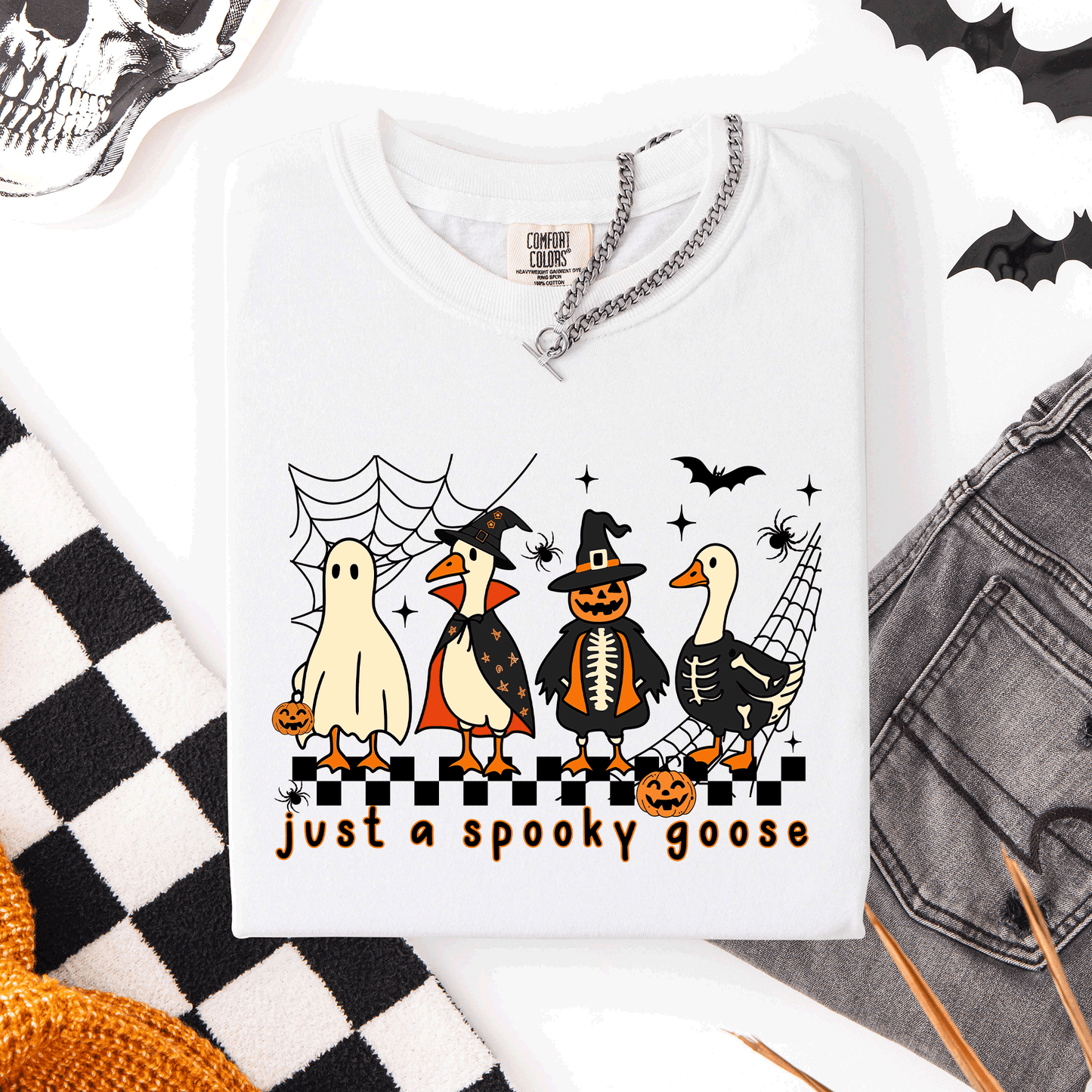 Just A Spooky Goose, Checkered, Halloween, Spooky, Comfort Colors T-Shirt