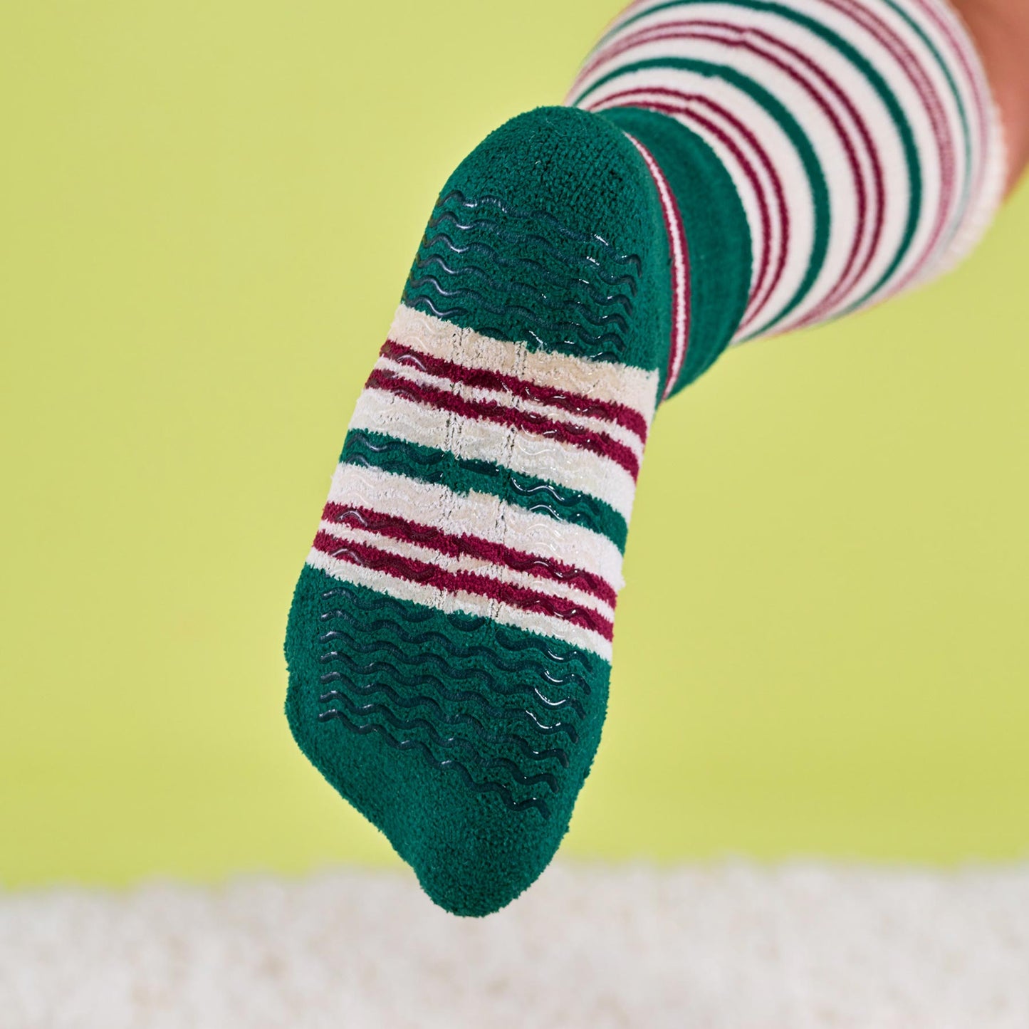 CozyGrip Lightweight Graduated Compression Slipper Socks Xmas