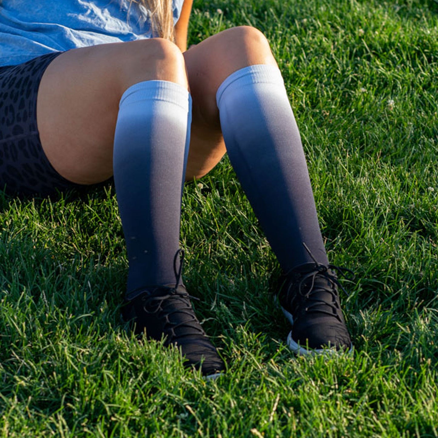 Knee-High Compression Socks Black Ombre Socks Comrad