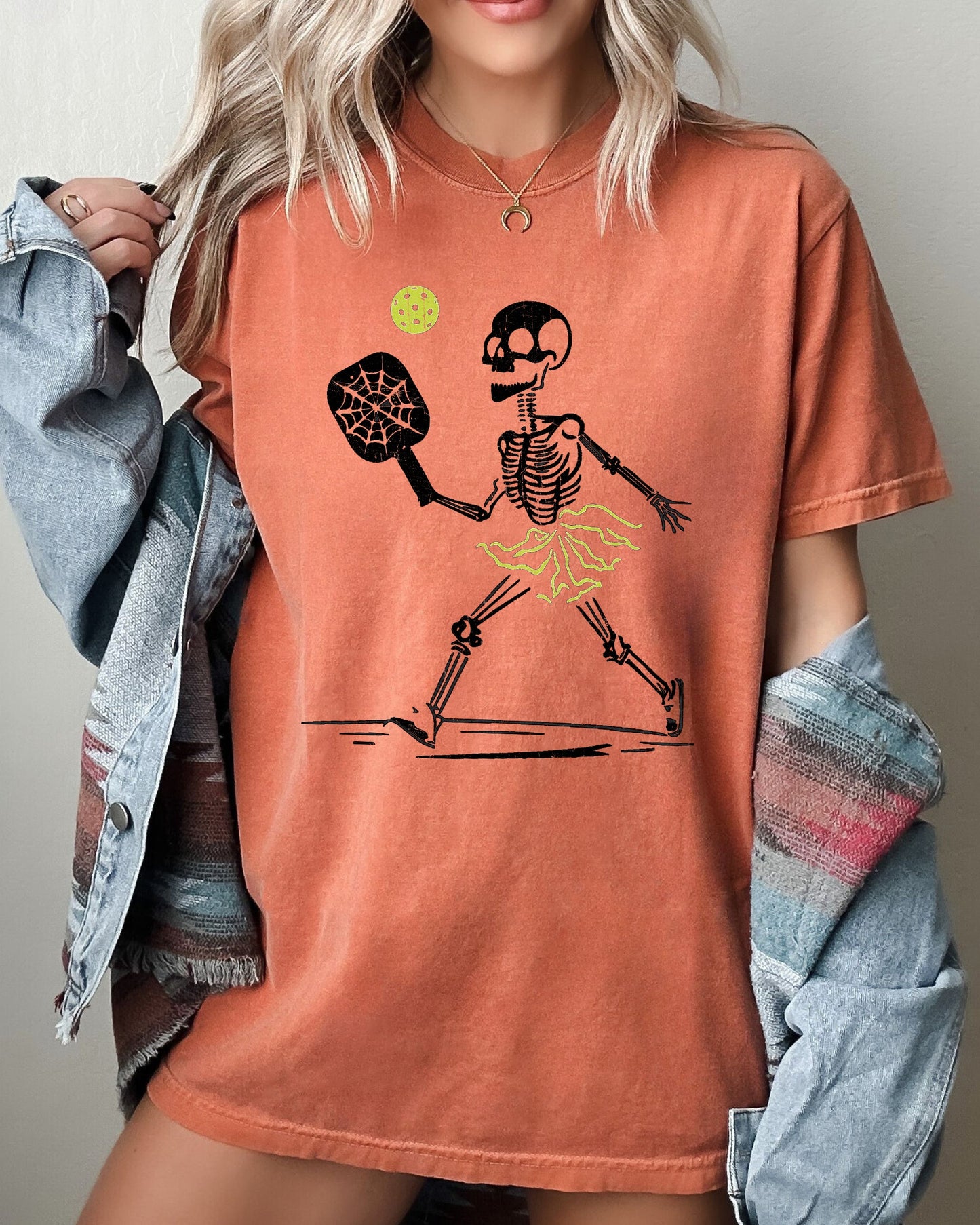 Pickleball Skeleton, Funny, Witch, Aesthetic, Meme, Halloween, Spooky, Costume, Tshirt Comfort Colors T-Shirt
