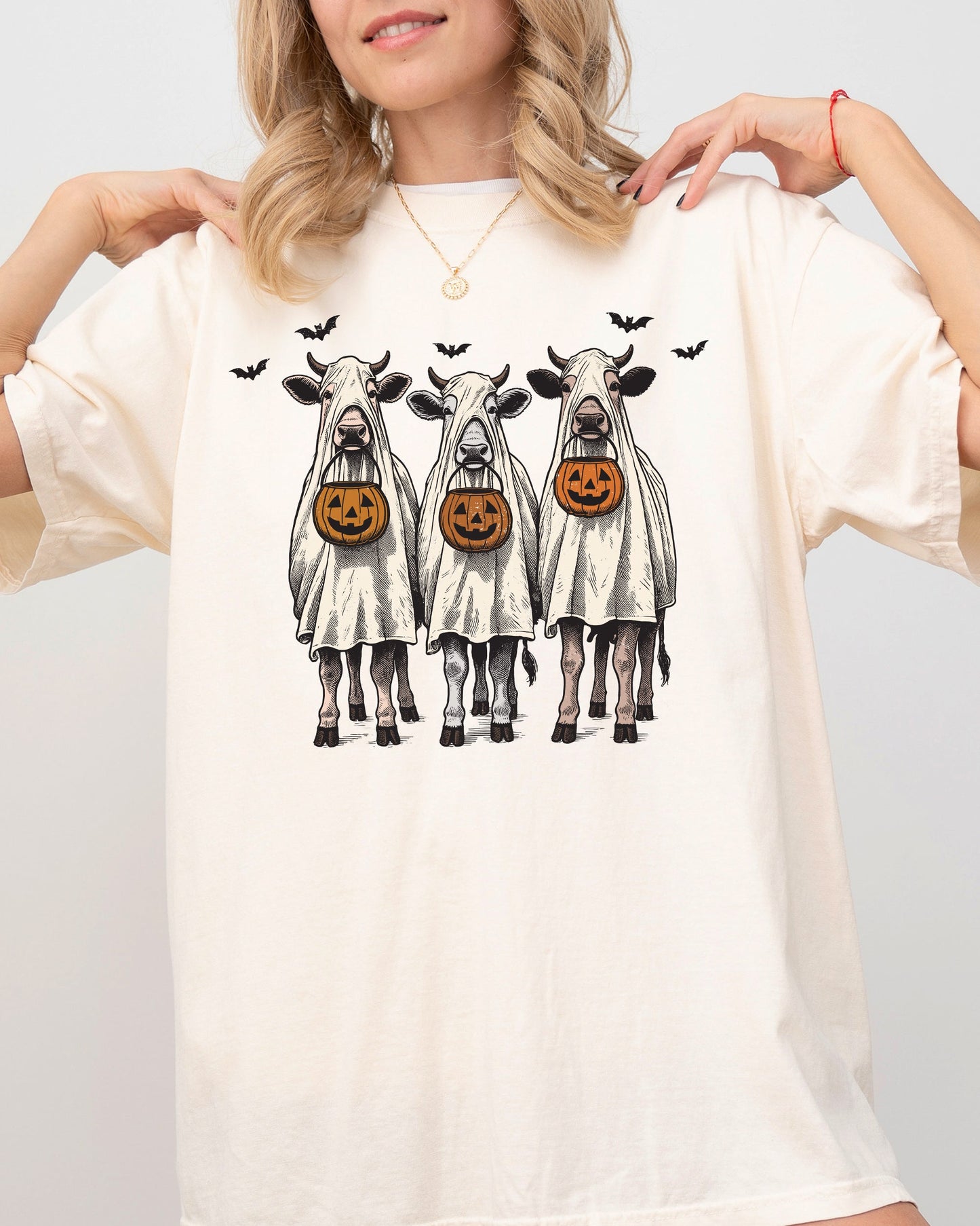 Bulls Cow Lovers Aesthetic Halloween Costume T-Shirt Comfort Colors