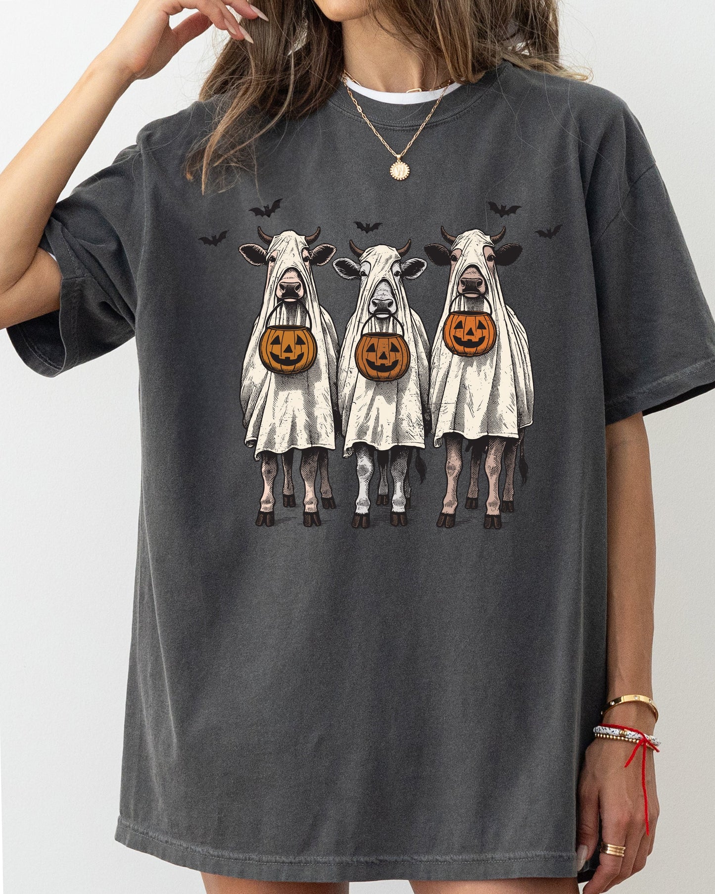 Bulls Cow Lovers Aesthetic Halloween Costume T-Shirt Comfort Colors