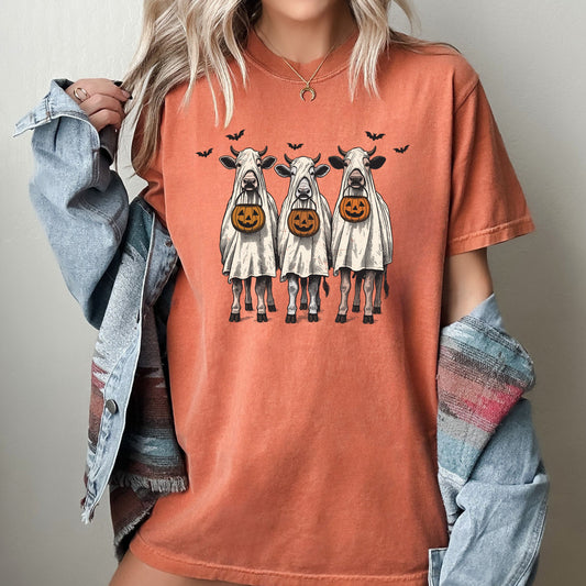 Bulls Cow Lovers Aesthetic Halloween Costume T-Shirt Comfort Colors