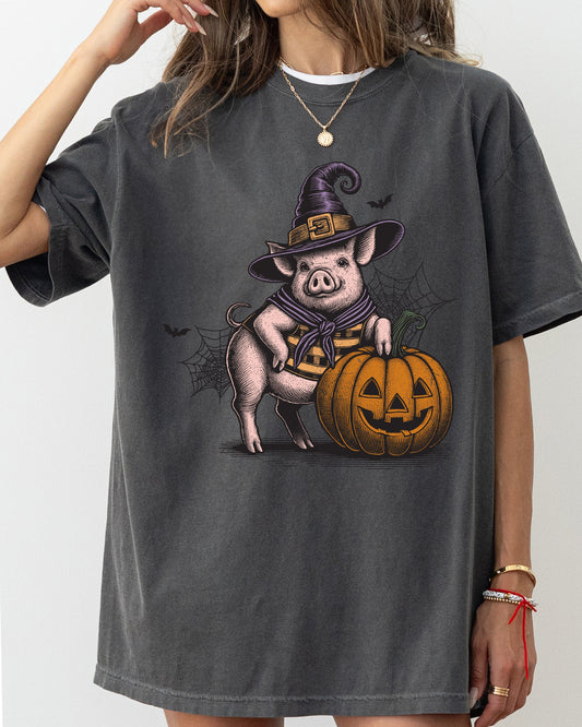 Pig, Animal Lover, Vintage, Farm, Ghost, Western, Witch, Aesthetic, Meme, Halloween, Costume, Tshirt Comfort Colors T-Shirt