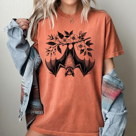 Hanging Bat Vintage Ghost Witch Halloween Costume T-Shirt Comfort Colors