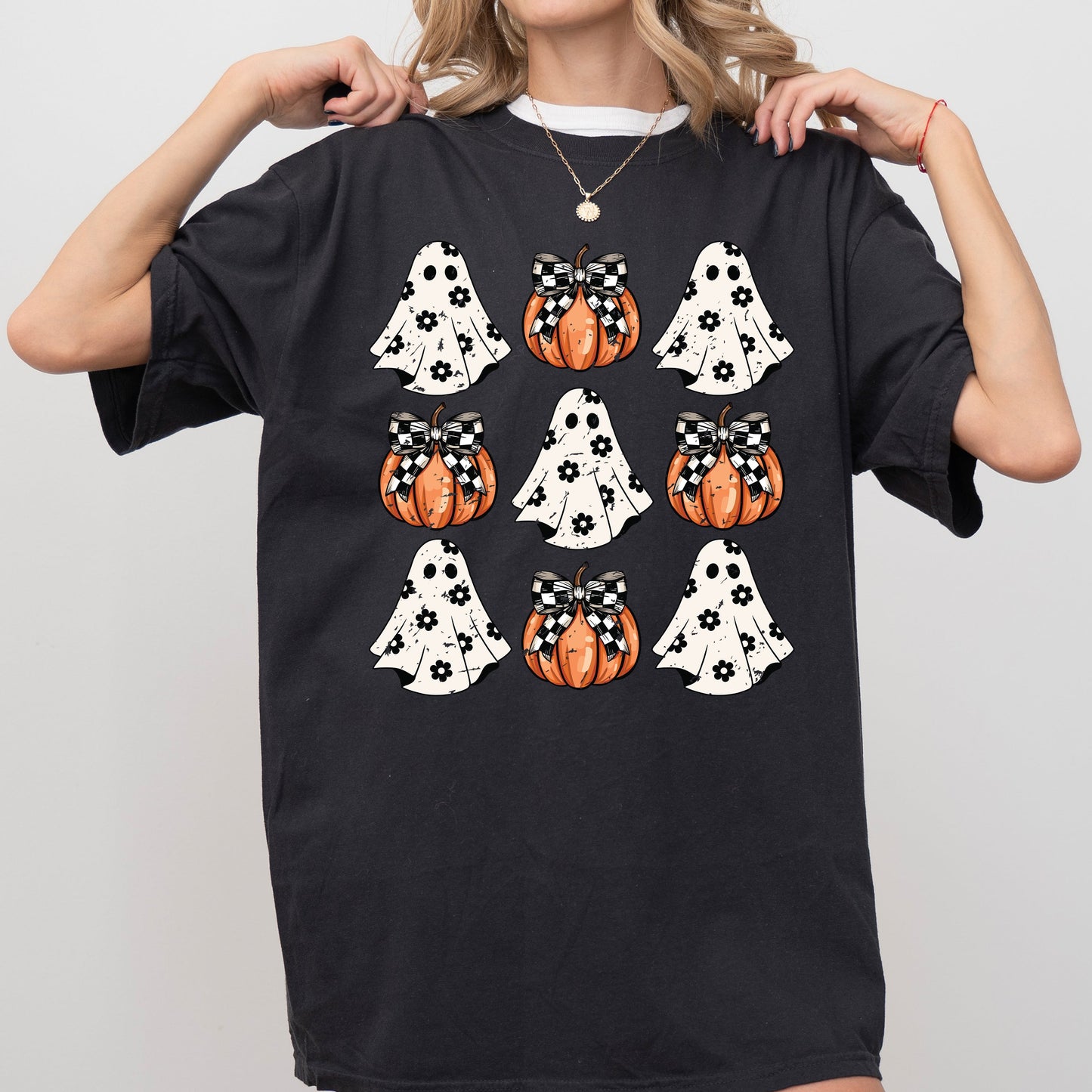 Mini Ghosts and Pumpkins, Western, Witch, Aesthetic, Meme, Halloween, Costume, Tshirt Comfort Colors T-Shirt