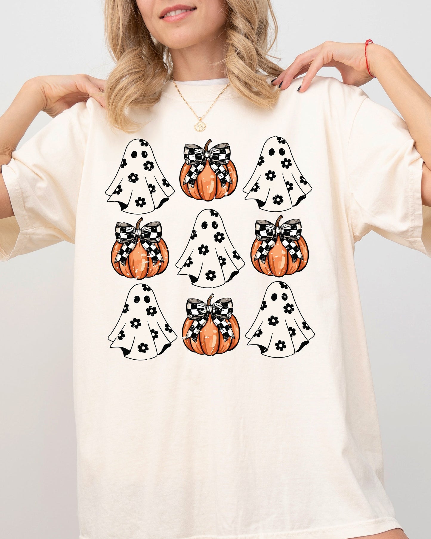 Mini Ghosts and Pumpkins, Western, Witch, Aesthetic, Meme, Halloween, Costume, Tshirt Comfort Colors T-Shirt