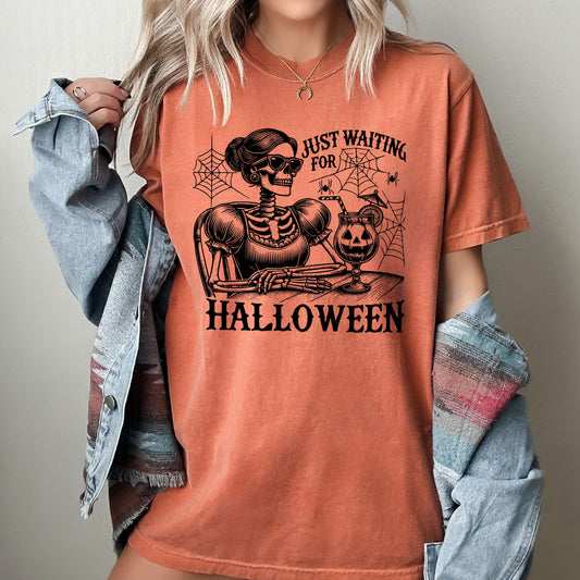 Just Waiting for Halloween, Skeleton Lady, Vintage, Western, Witch, Aesthetic, Meme, Halloween, Costume, Tshirt Comfort Colors T-Shirt