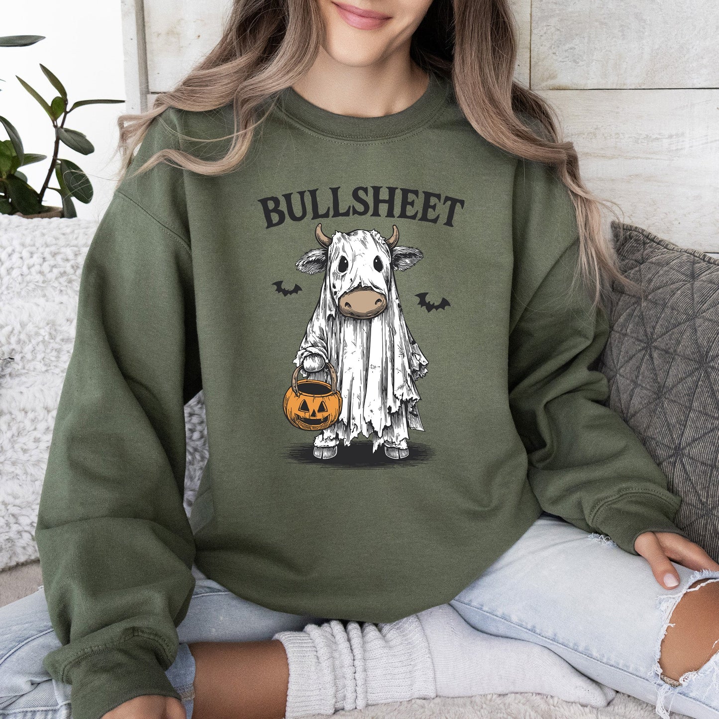 Funny Halloween Cow Ghost Vintage Graphic Sweatshirt Bullsheet