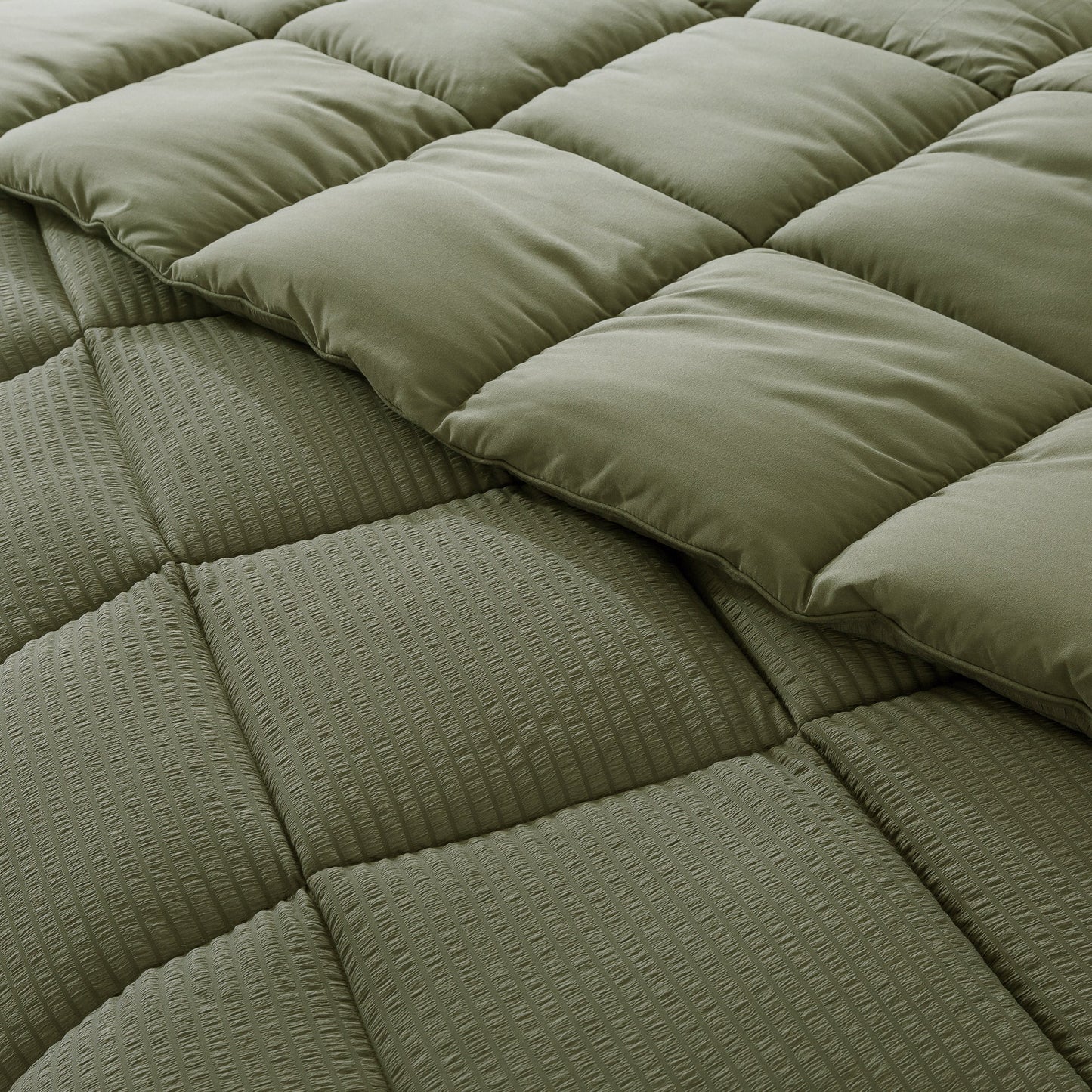 Ultra Soft All Season Down Alternative Comforter Kasentex