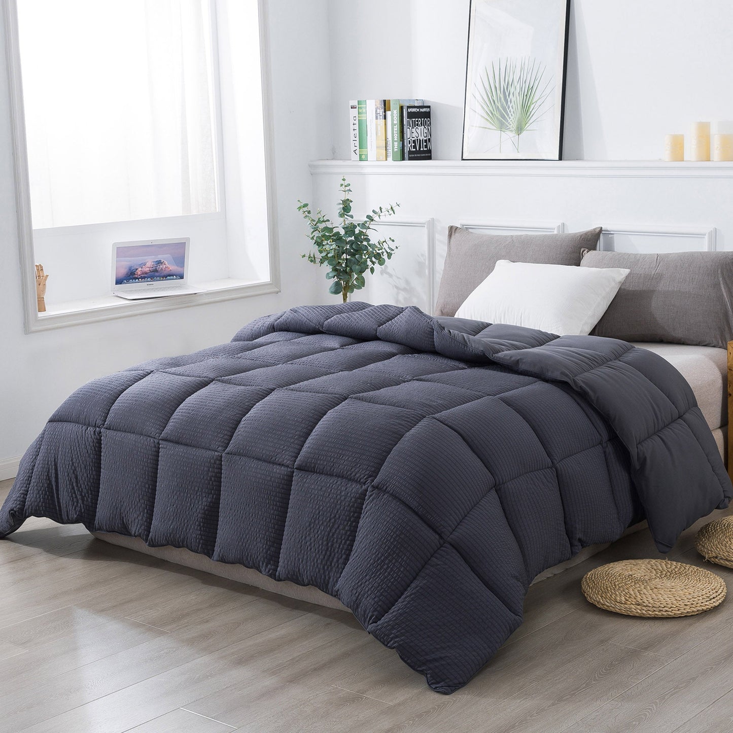 Ultra Soft All Season Down Alternative Comforter Kasentex