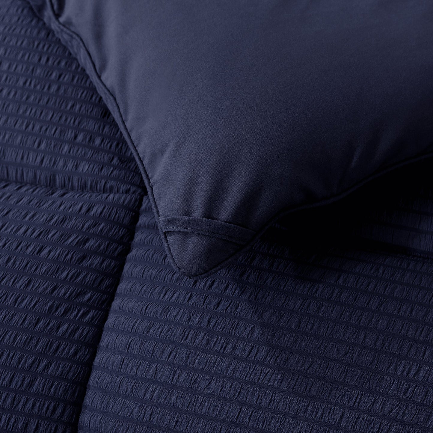 Ultra Soft All Season Down Alternative Comforter Kasentex