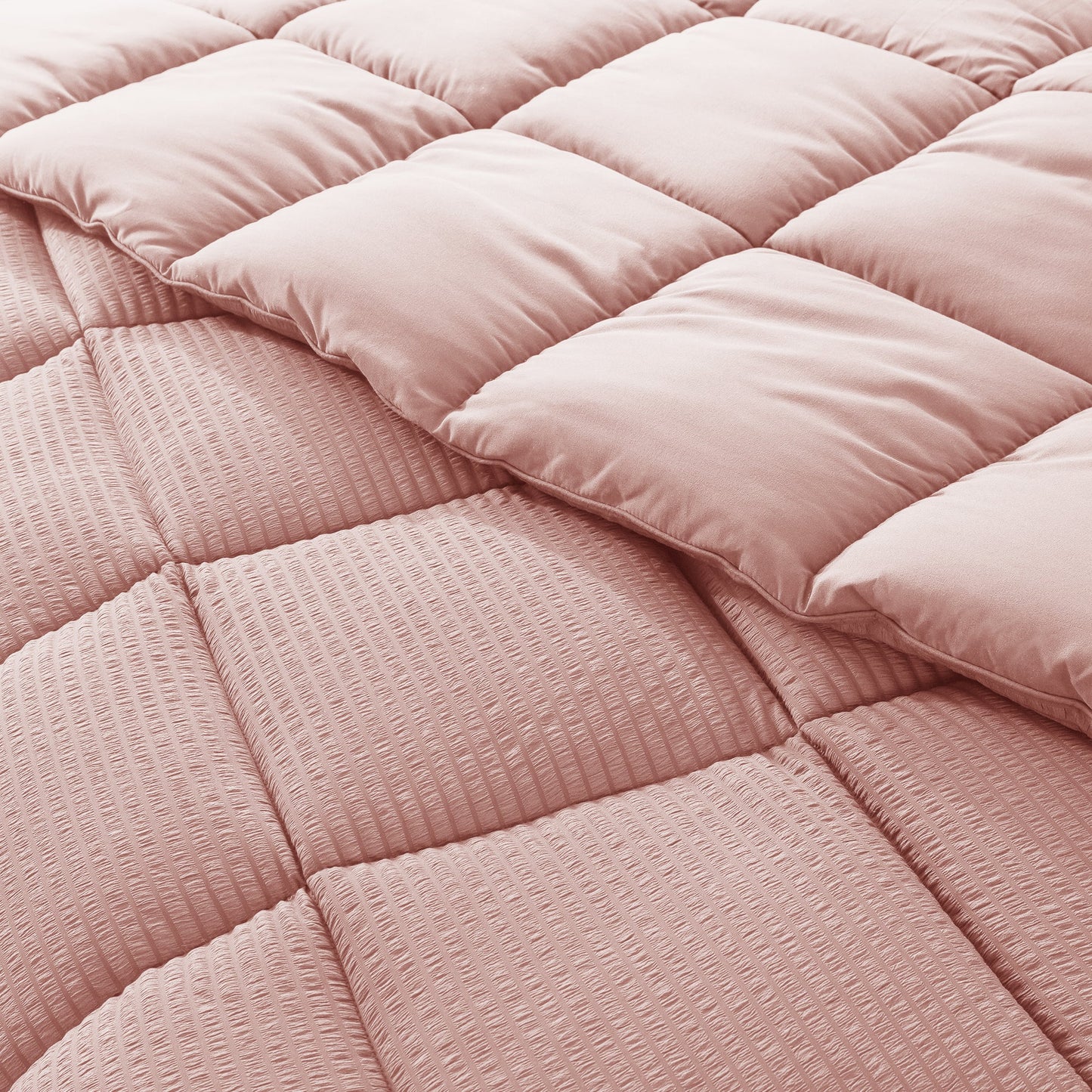 Ultra Soft All Season Down Alternative Comforter Kasentex
