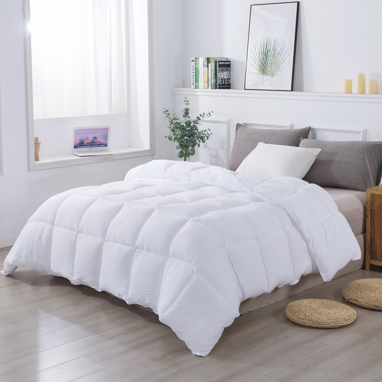 Ultra Soft All Season Down Alternative Comforter Kasentex